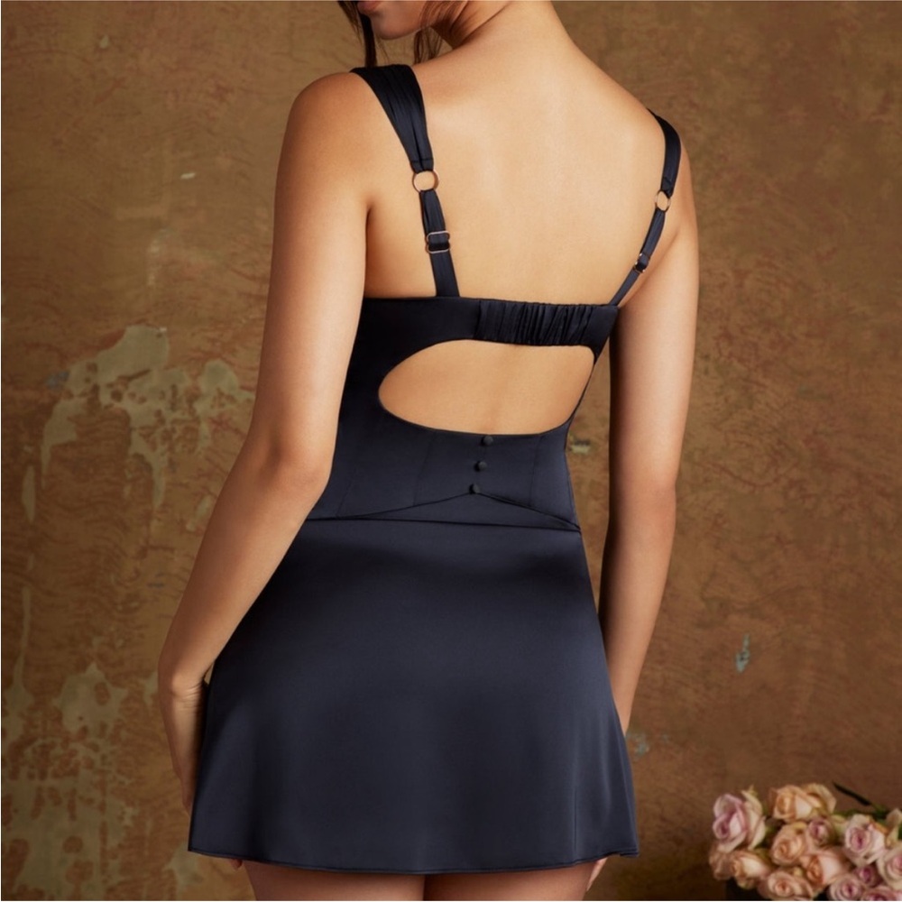 Oh Polly Black Ruched Bodycon Mini Dress - Picture 7 of 7